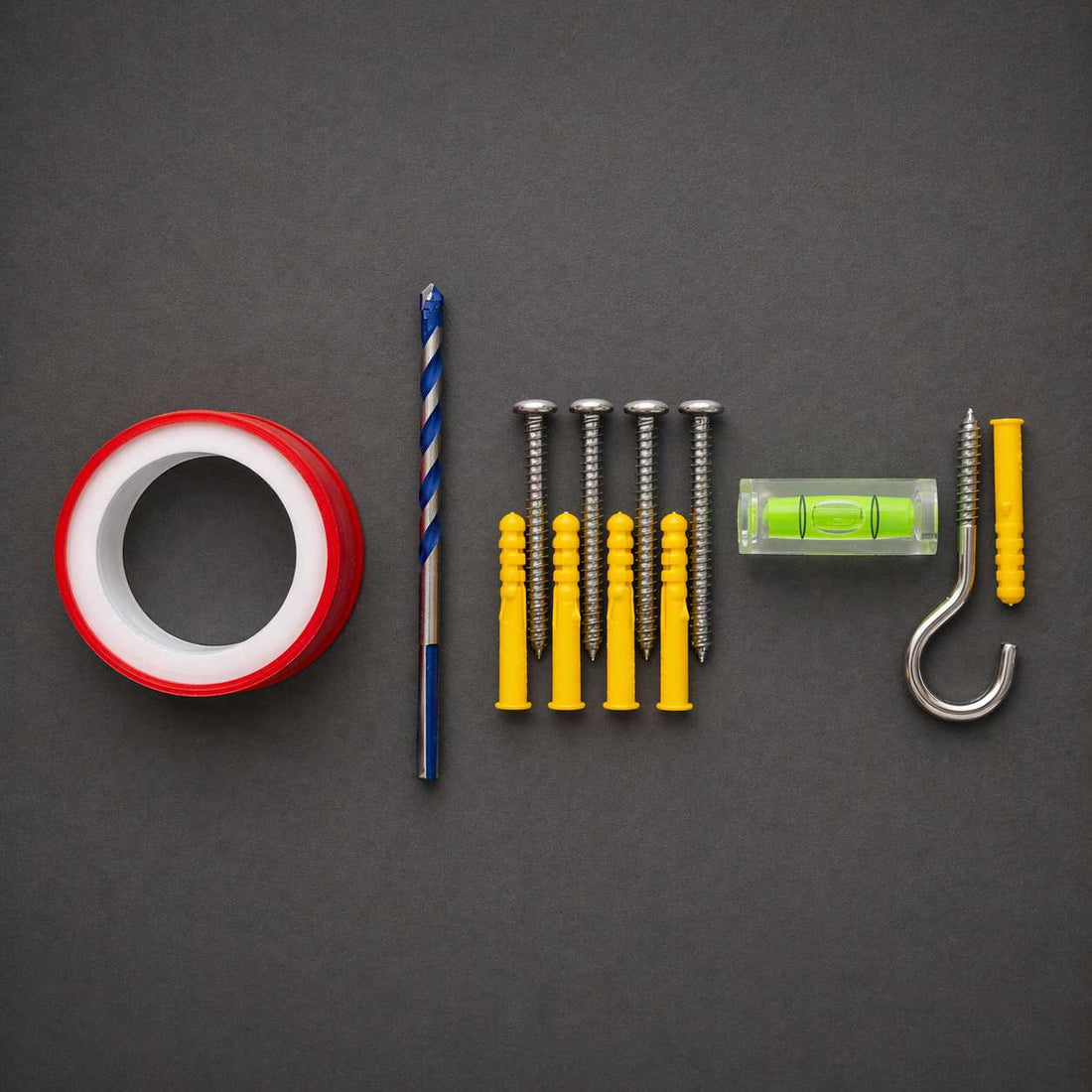 Installation kit, drill bit, screws level